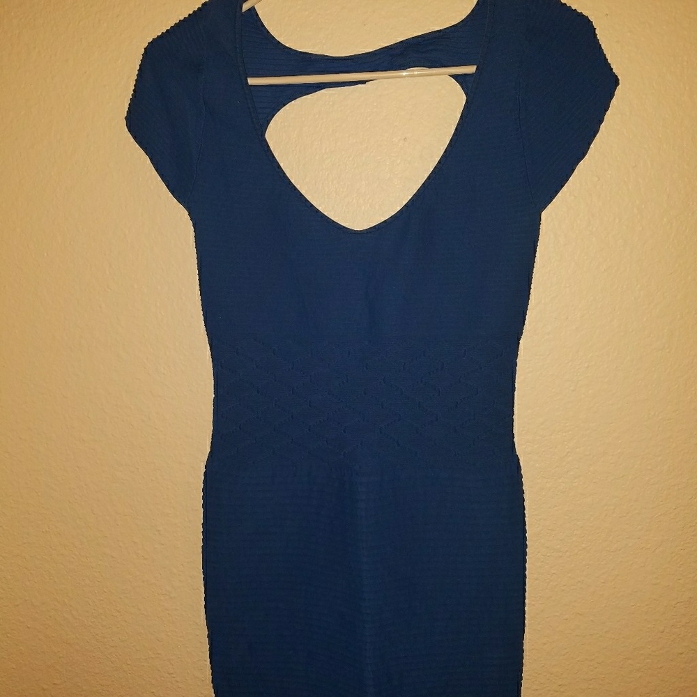 Bebe dress